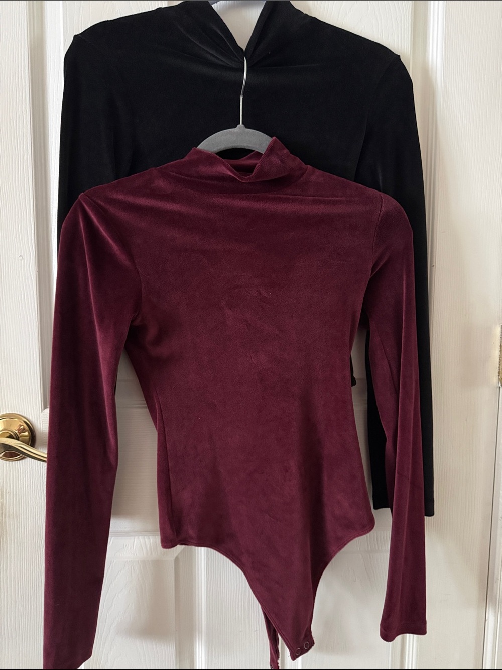 American Eagle Outfitters Velvet Mock Neck Bodysuit - Burgundy & Black